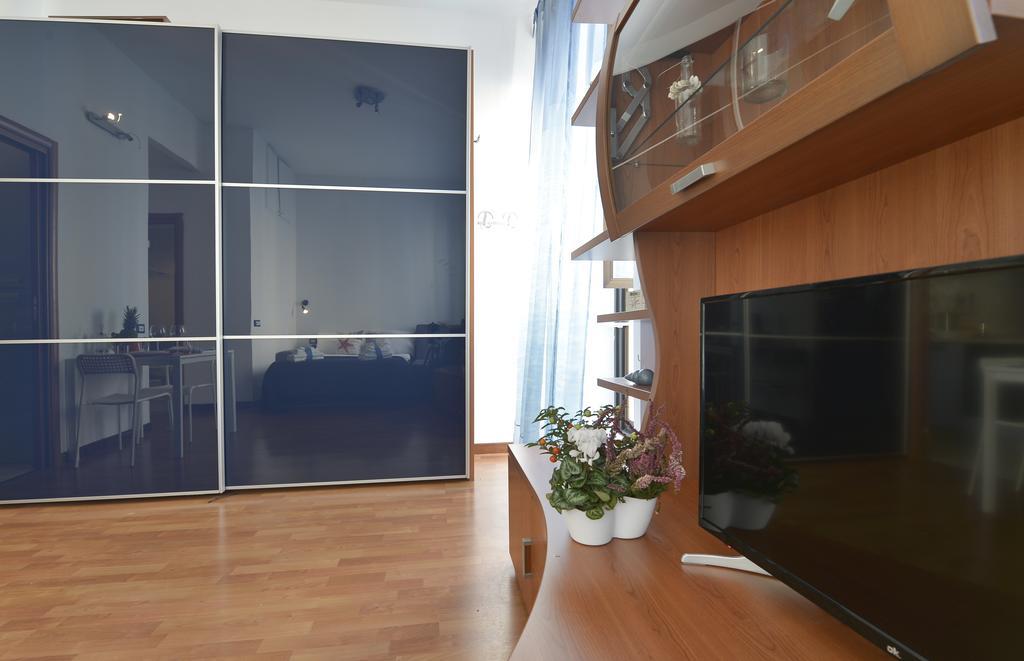 Lecco Apartment Milán Pokoj fotografie